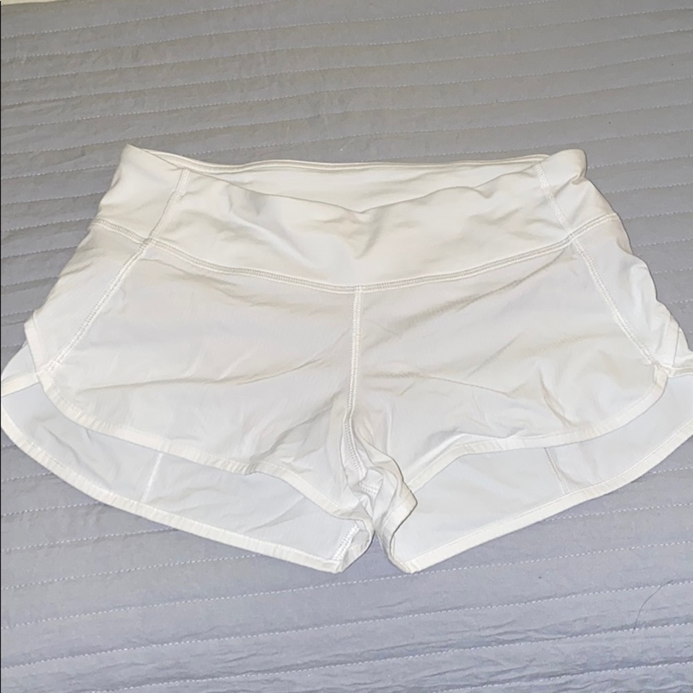 LULULEMON white shorts